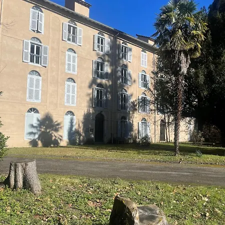 Coquet Apartament *